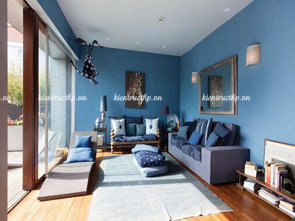 Tường phòng khách màu xanh dương