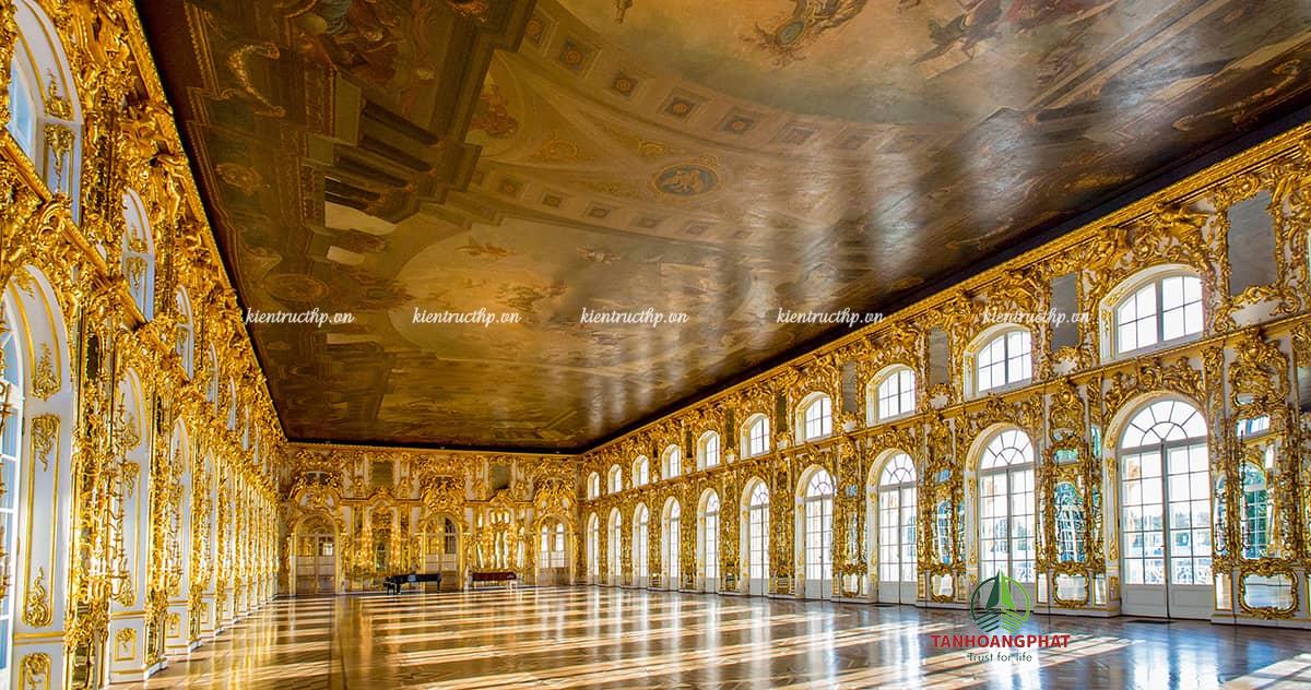 Cận cảnh cung điện Catherine ở St Petersburg